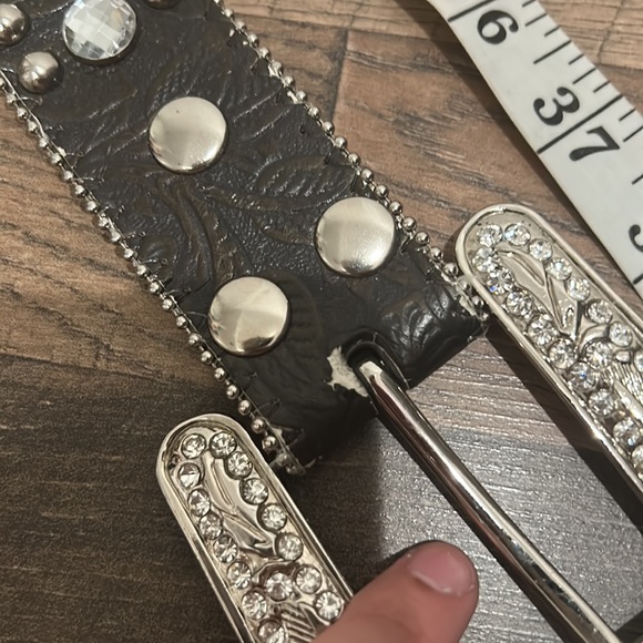 Blazin Roxx Blinged Rhinestone Genuine Leather Belt - Picture 12 of 12